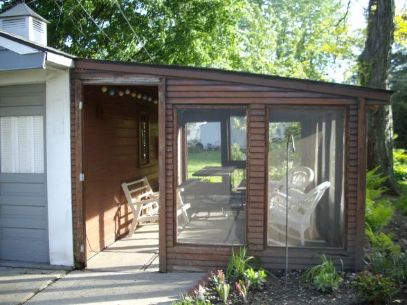 Enclosed Patio with Attached Garden