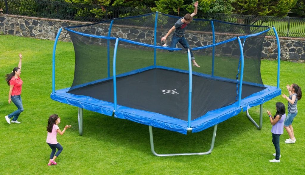 Is bigger better? 12 Foot vs. 14 Foot Trampoline for 2021 - Organize