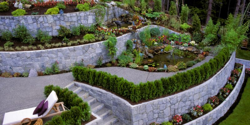 15 Stunning Retaining Wall Ideas