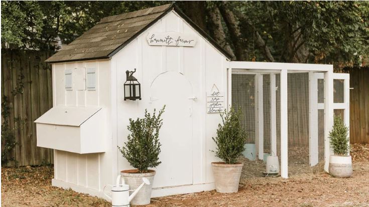 Farmhouse Style Chicken Coop