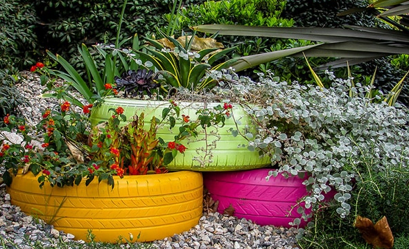 12 Best Tire Planter Ideas 