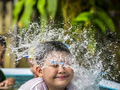 16 Awesome Water Games for Families 