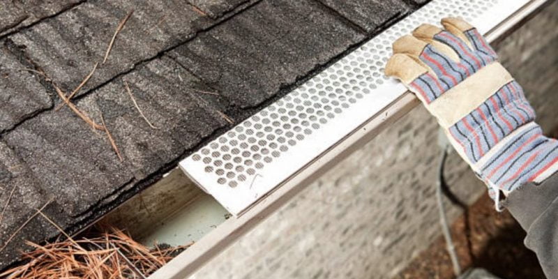 Difference Between Gutter Screens and Gutter Guards: Explained