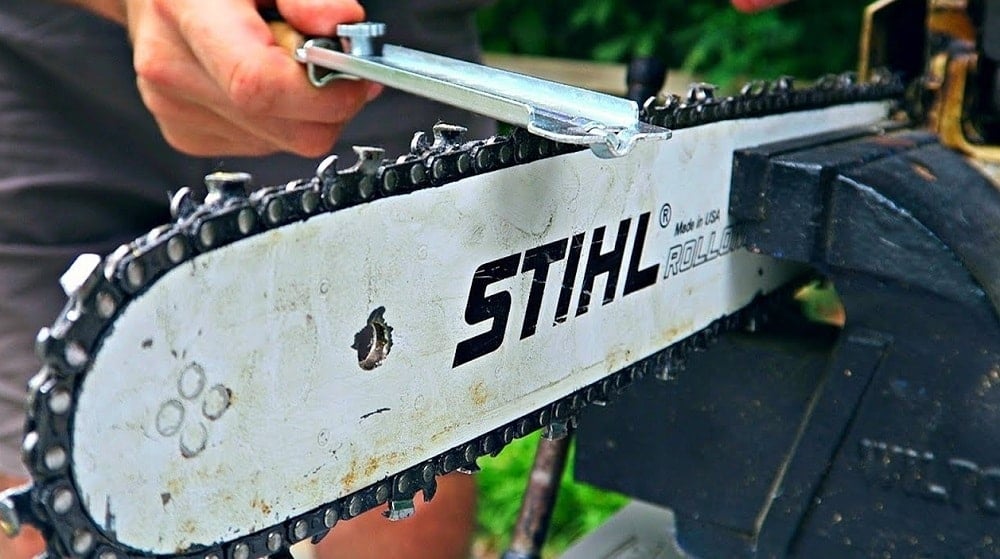 Sharpen the Chainsaw Chain