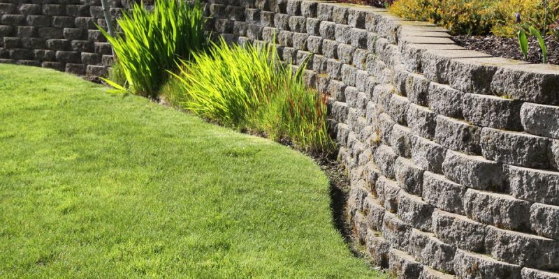 Weep Holes in Retaining Walls -Types, Functions and When its Required.