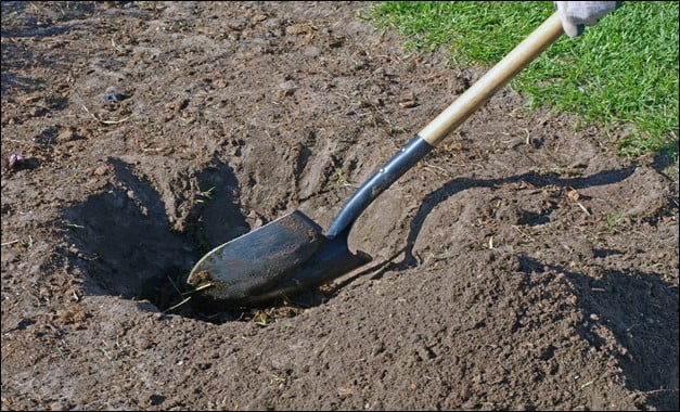 Drain Spade Vs Trenching Shovels -Understanding Key Differences