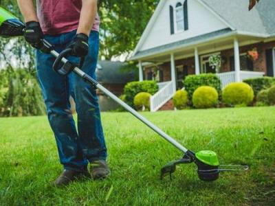 Functioning of a regular string trimmer