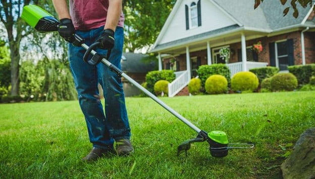 Functioning of a regular string trimmer