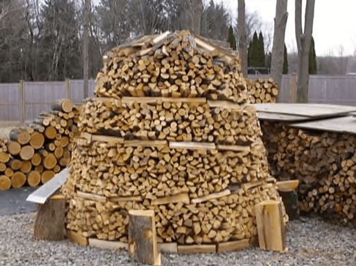 Holz Hausen Or Circular Firewood Pile