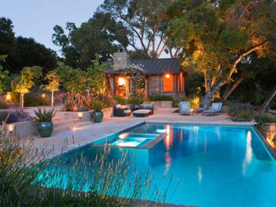 Landscaping Ideas for Above Ground Pool