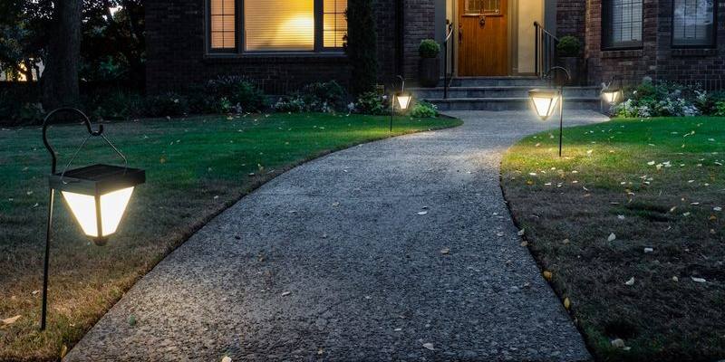 Solar Garden Lights