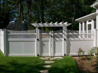 Vinyl Fence Gate Ideas