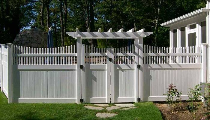 Vinyl Fence Gate Ideas