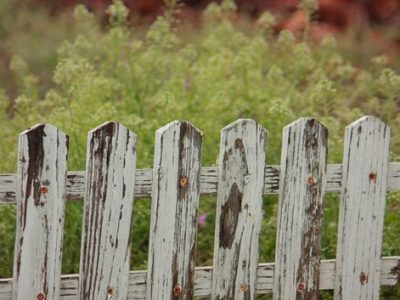 Is Building a Fence Hard