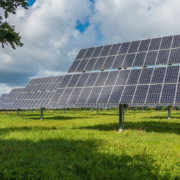 7 Reasons To Buy Solar Panels For Your Home This Summer