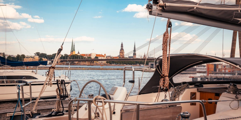 How to Restore the Shine to Your Boat's Gel Coat With Top Notch Gel Coat Repair