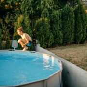 Can an above ground pool sit empty?