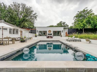 How close can a pool be to a house in Texas