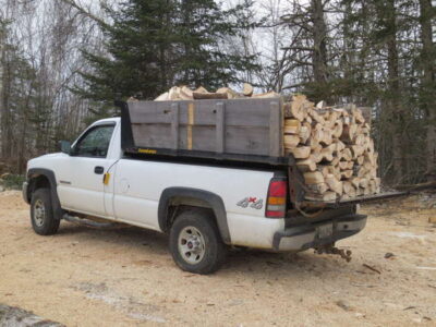 will a rick of wood fit in a pickup