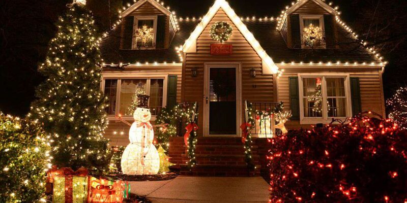 Holiday Lighting Safety Tips: Shine Bright Without Risks