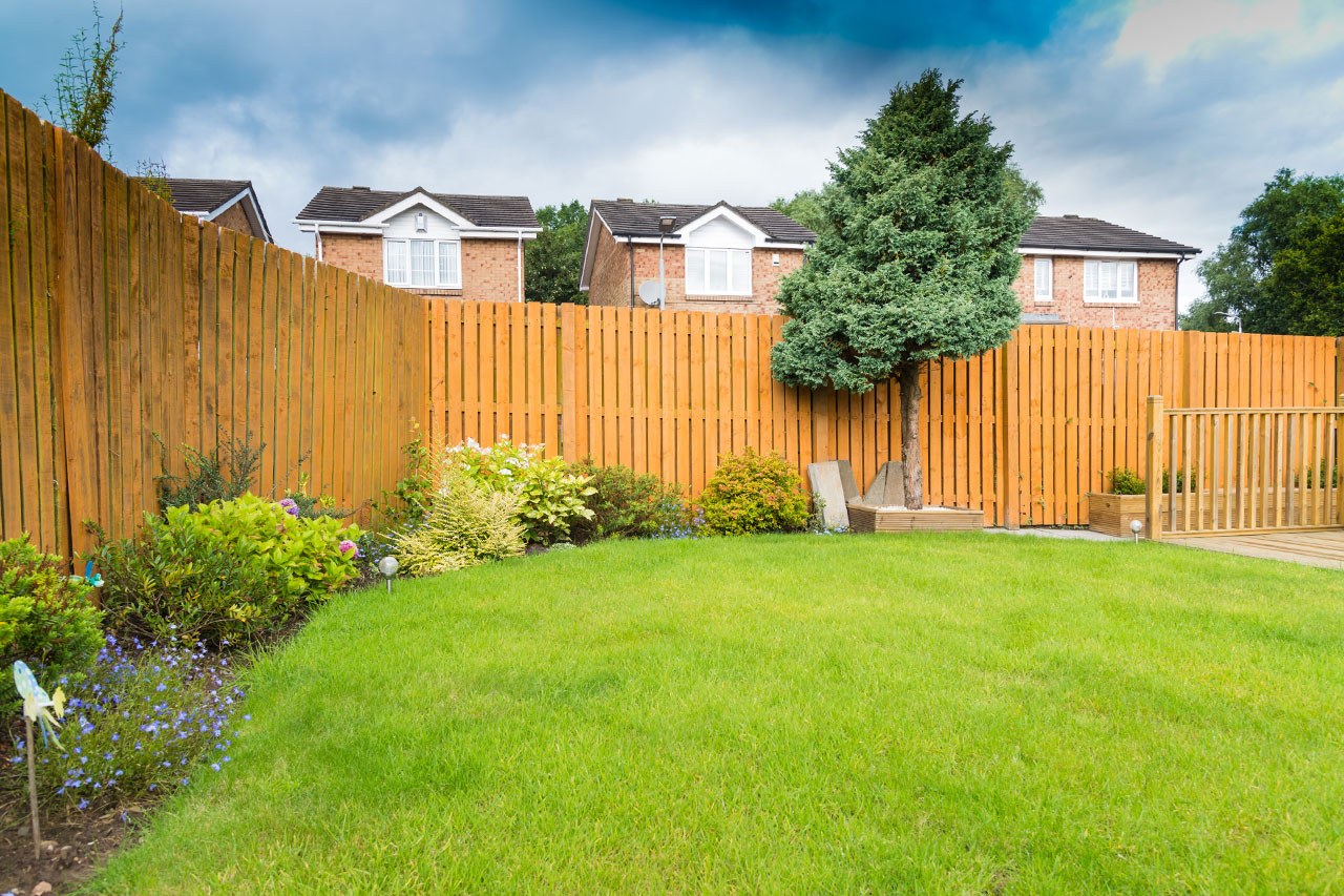 How Long Does It Take to Install a Fence