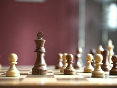 How to Intelligently Sharpen Your Mind Using a Chess Set