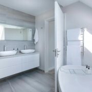 4 Hacks for a DIY Bathroom Renovation