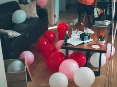 Housewarming Etiquette: The Ultimate Guide