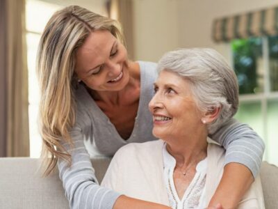 How to Support Senior Parents: Balancing Care and Independence